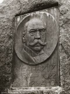 Effertz-Denkmal